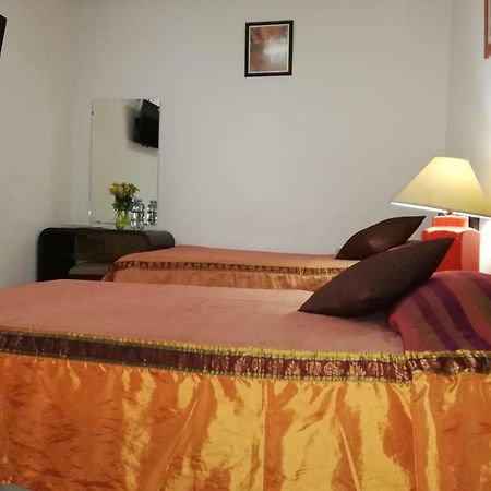 Hotel Grecia Real Сан-Сальвадор Экстерьер фото
