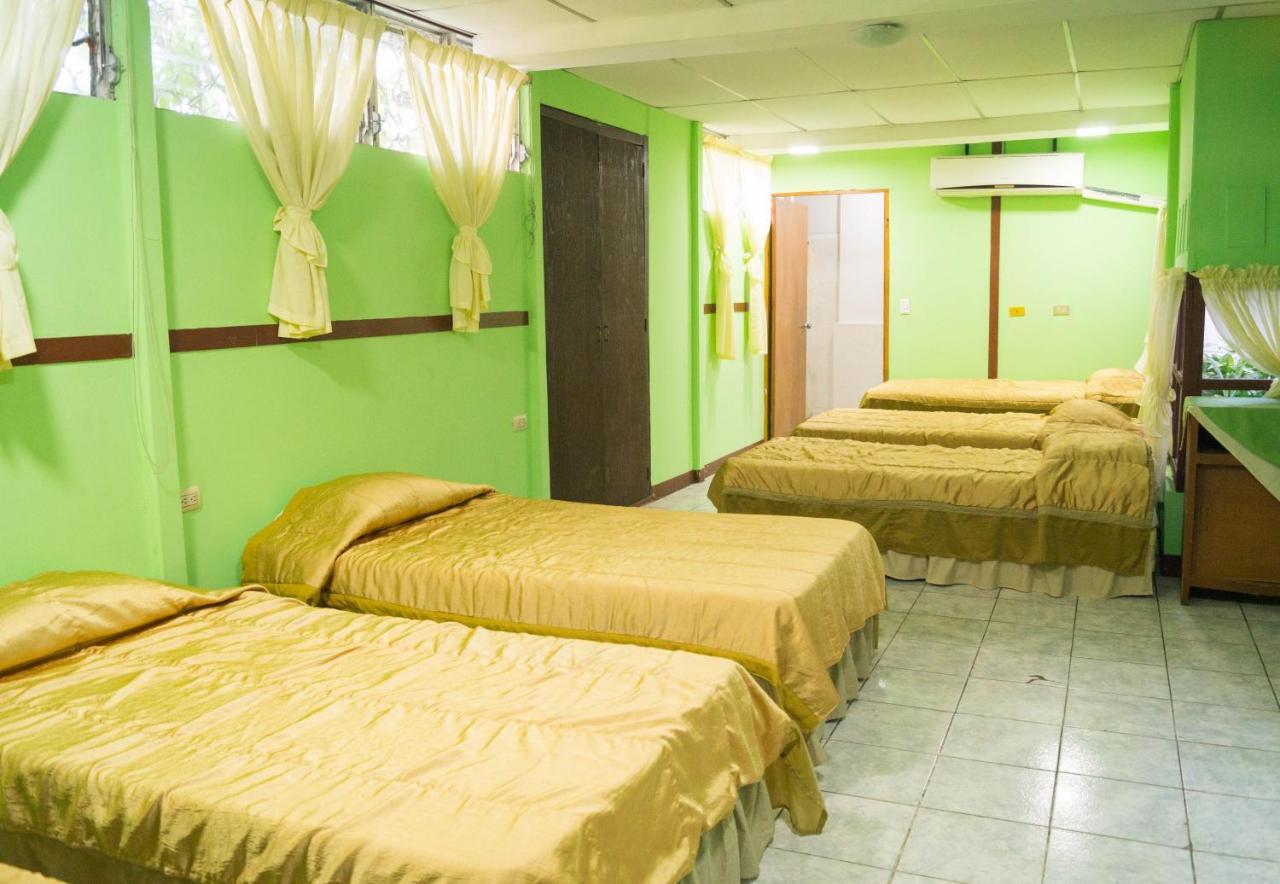 Hotel Grecia Real Сан-Сальвадор Экстерьер фото